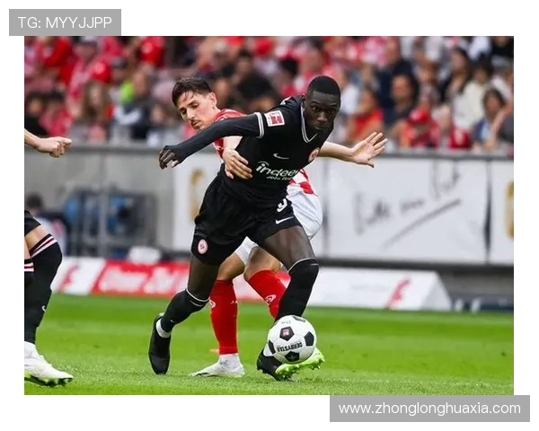 弗兰克谈对阵埃弗顿战术喜欢大力界外球穆阿尼接近首发阵容